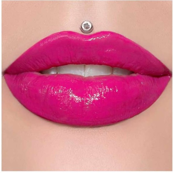 Jeffree Star Other - PINK VAULT ⭐️ Jeffree Star ⭐️ Supreme Gloss ⭐️ full pigment gloss…